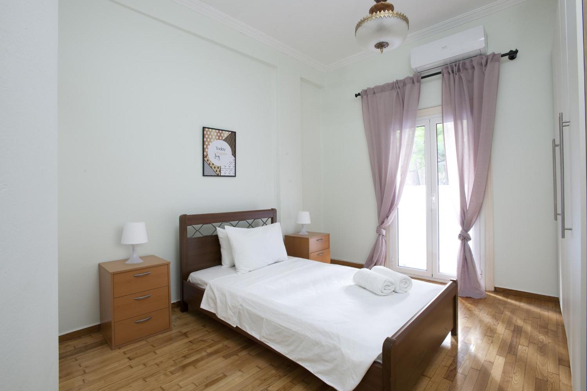 Two Bedroom Apartment At Koukaki Athens Exterior photo